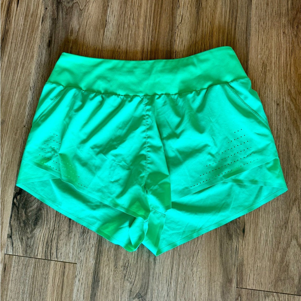 JoyLab kelly green, lined, athletic shorts. Size Medium.